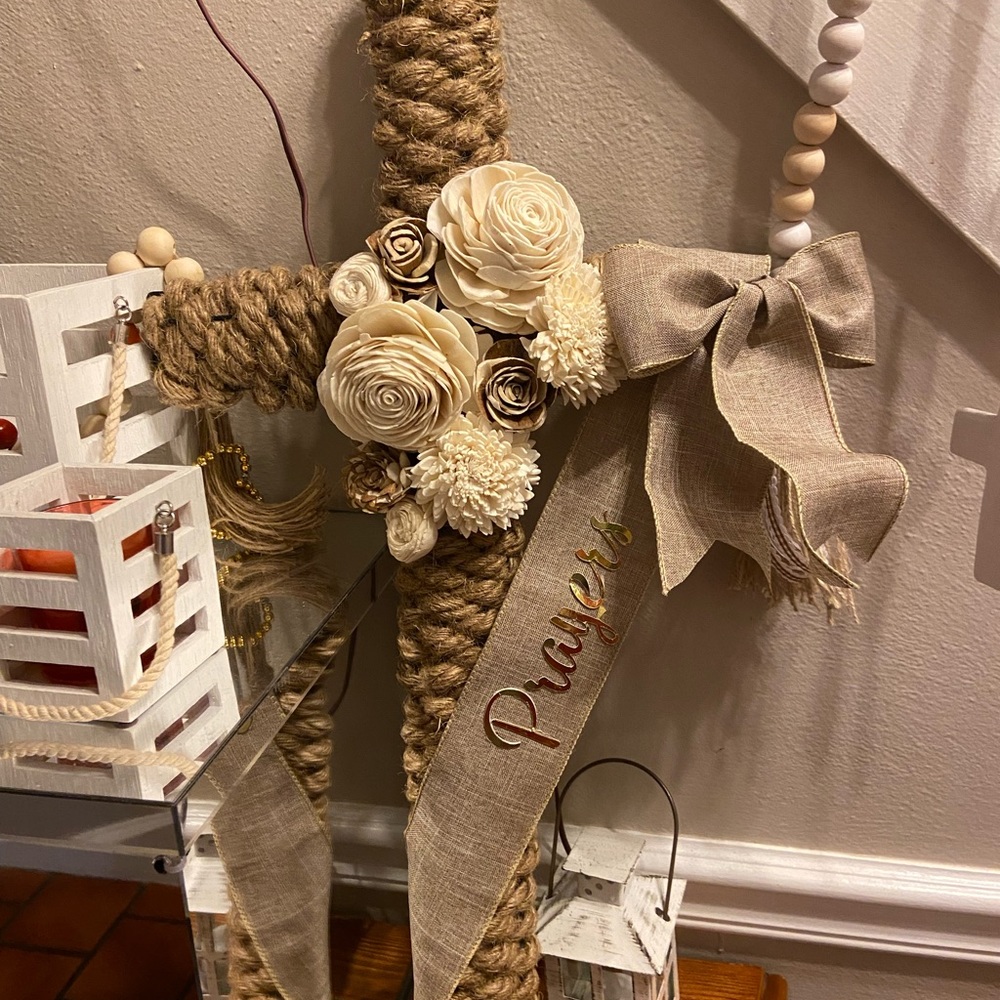Cross wreath - Picture 3 of 5